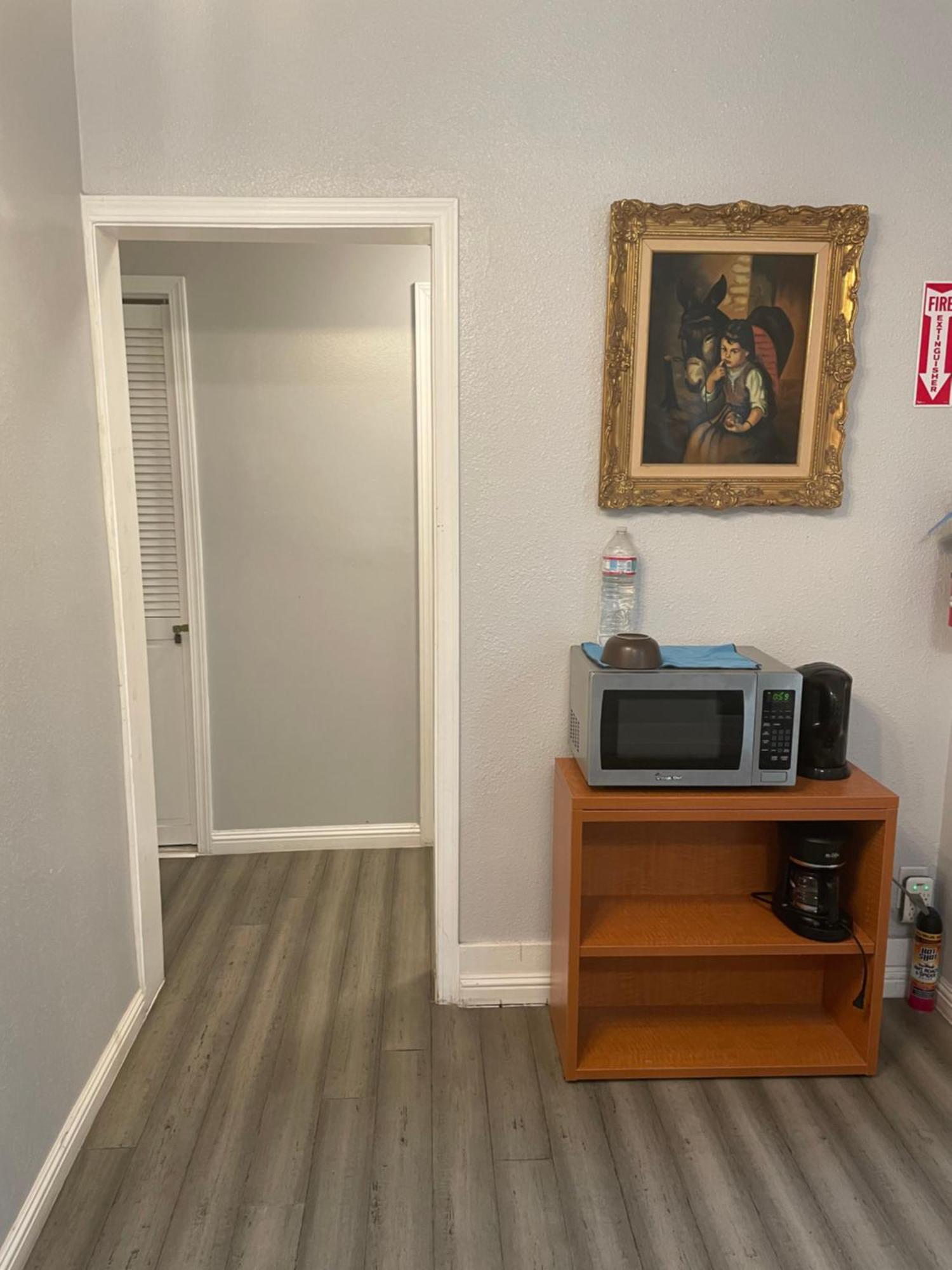 Private La Bedroom W Private Half-Bathroom - Ac - Wifi - Private Fridge -Smart Tv ลอสแอนเจลิส ภายนอก รูปภาพ
